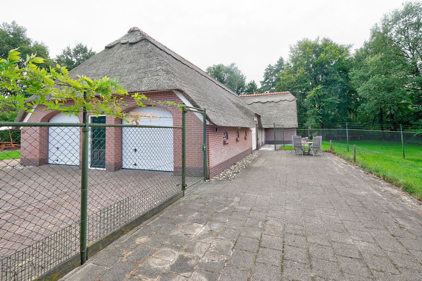 Foto 59 van Mienscheer 2-B