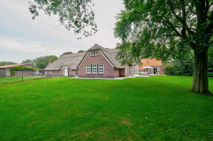 Foto 61 van Mienscheer 2-B