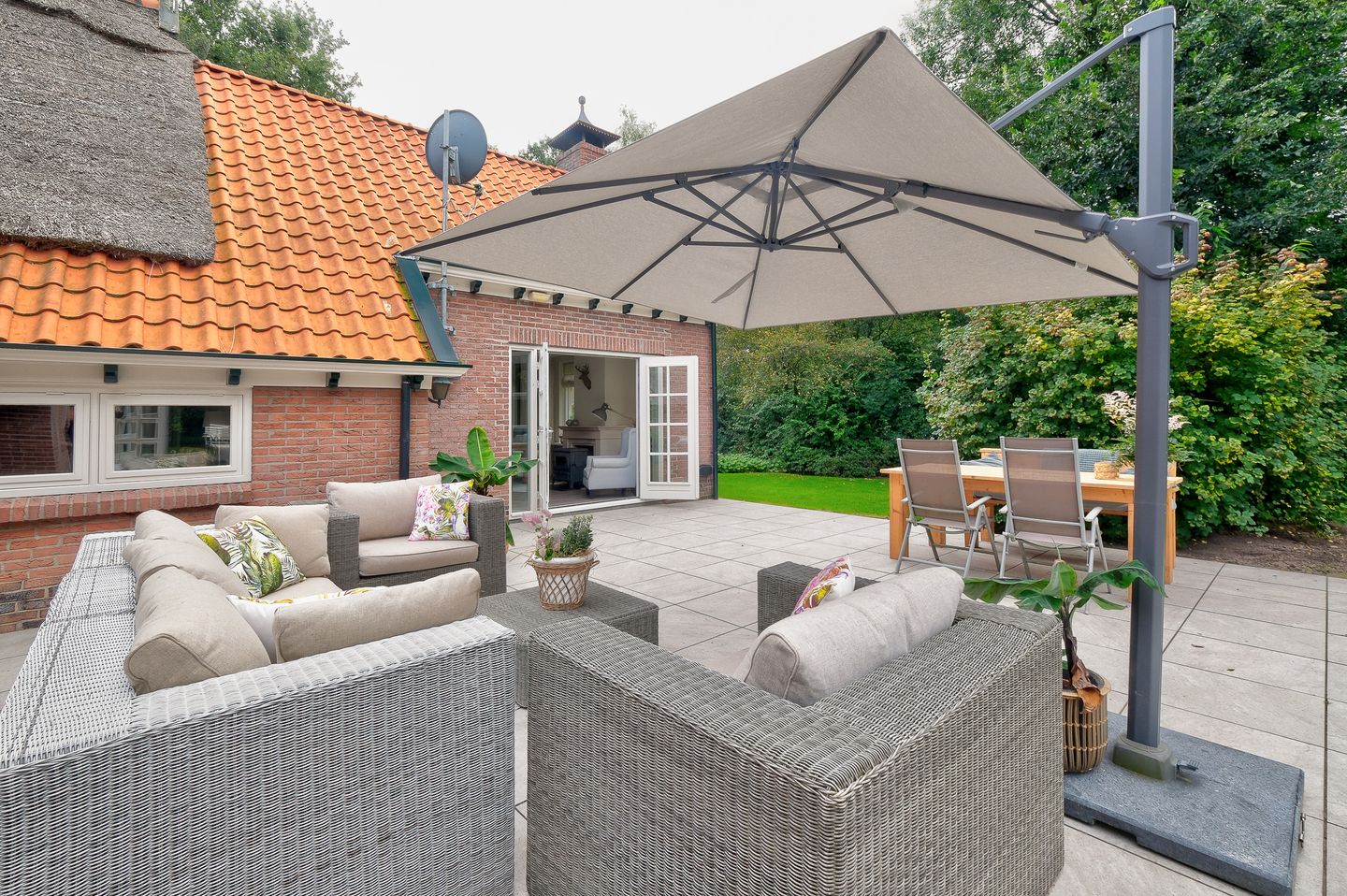 Foto 65 van Mienscheer 2-B