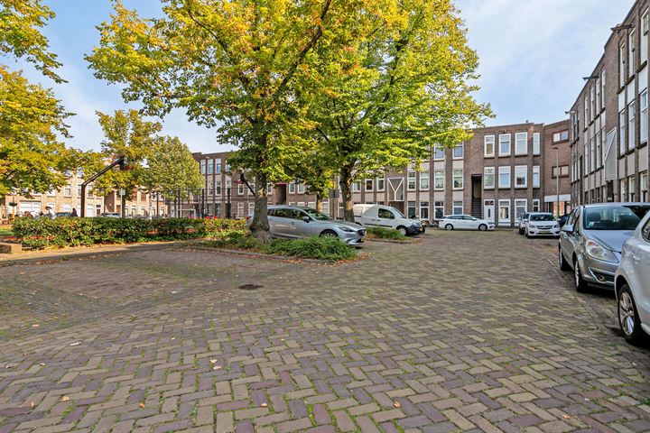 Bekijk foto 17 van van der Driftstraat 26