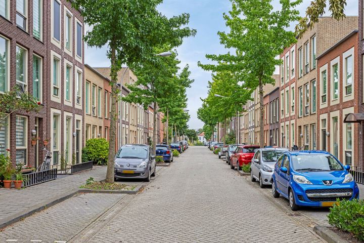 Bekijk foto 44 van Zevenbergenstraat 19