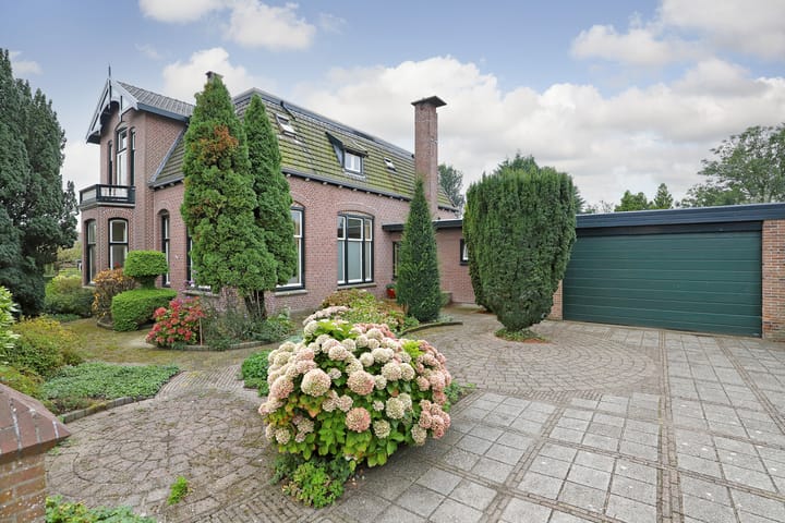 Dorpsstraat 769