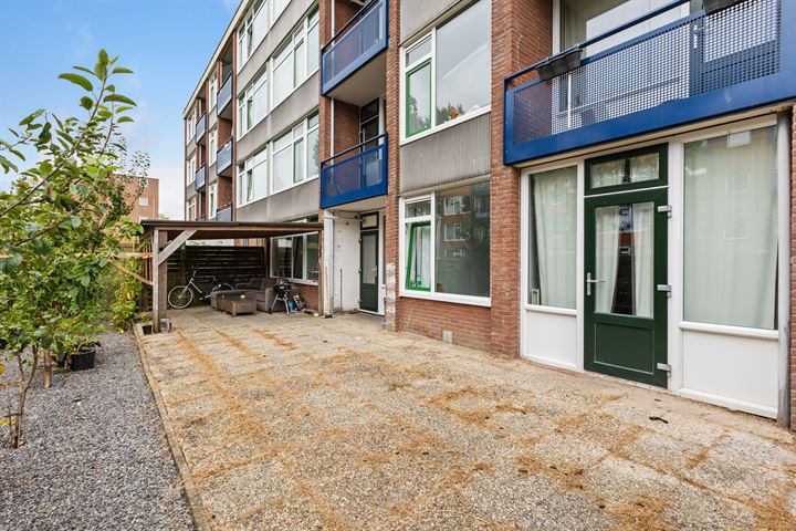 Bekijk foto 32 van Deltalaan 103