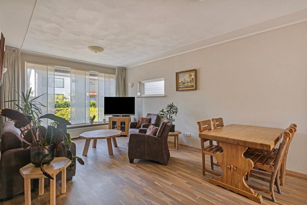 Foto 2 van Peellandstraat 8