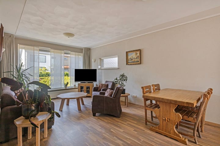 Foto 2 van Peellandstraat 8