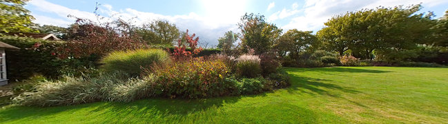 Bekijk 360° foto van Achtertuin van Oosterse Lageweg 2