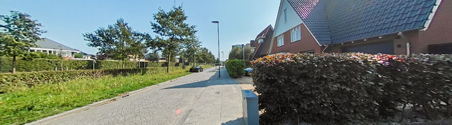 View 360° photo of Voortuin of IJsselstroom 95