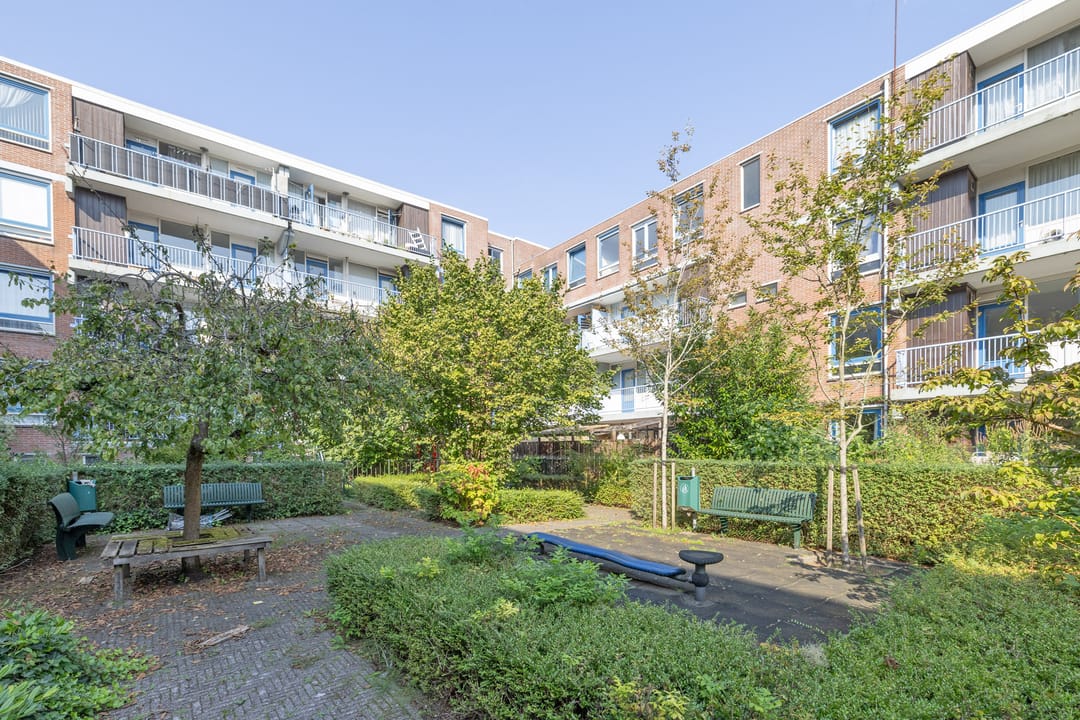 Photo 2 of Ambonstraat 54