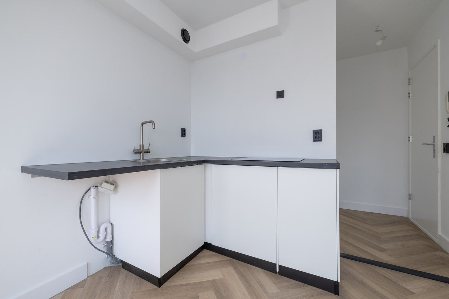 Photo 5 of Ambonstraat 54