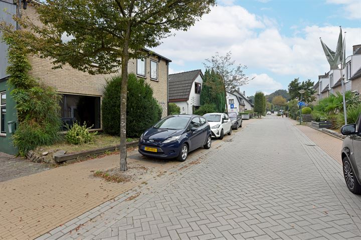 Bekijk foto 31 van van Bennekomweg 41