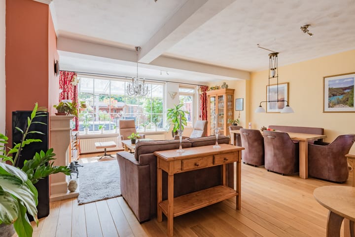 Foto 2 van Sirius 70