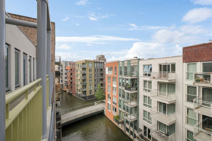 View photo 10 of Carel Willinkgracht 765