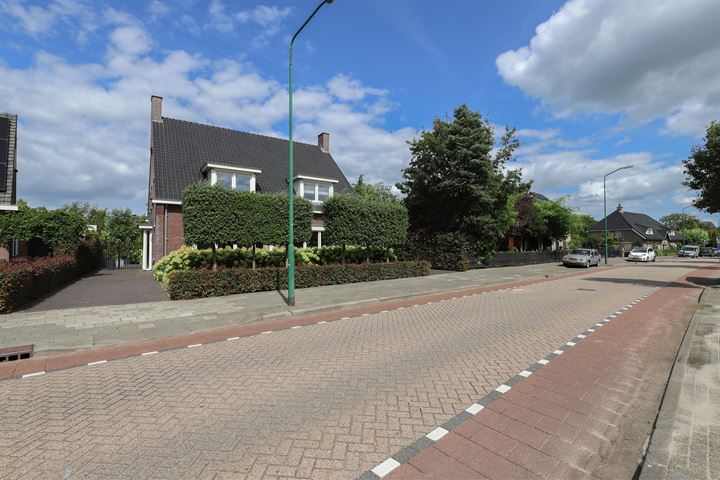 View photo 62 of Berghemseweg 140