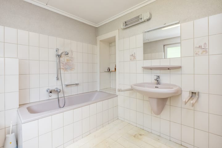 Foto 20 van Grensweg 10