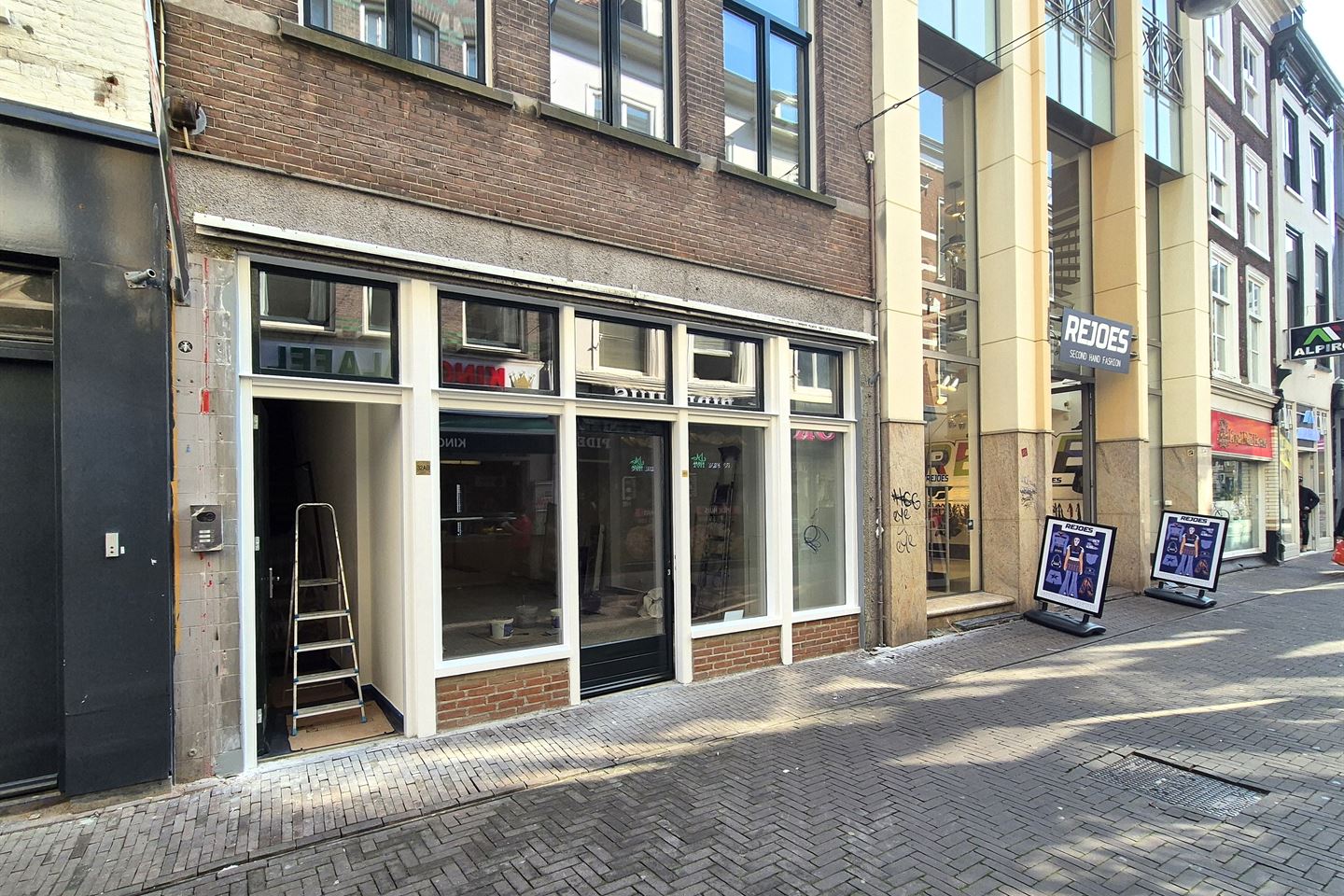 View photo 2 of Vlamingstraat 32