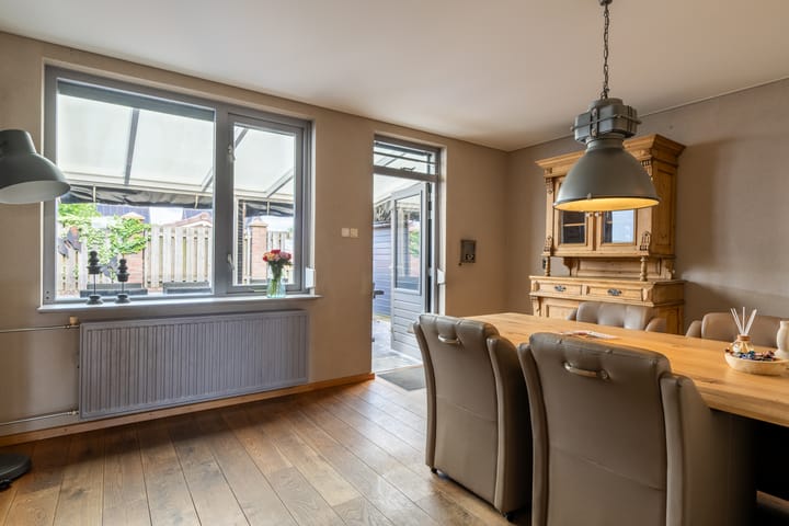 Foto 8 van Sintelstraat 4