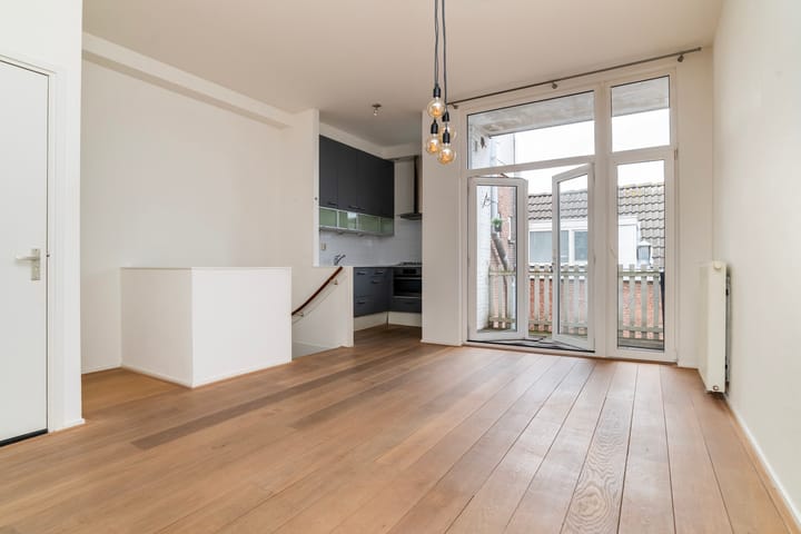 Foto 5 van Lusthofstraat 49-B02