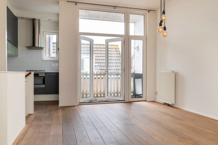 Foto 8 van Lusthofstraat 49-B02