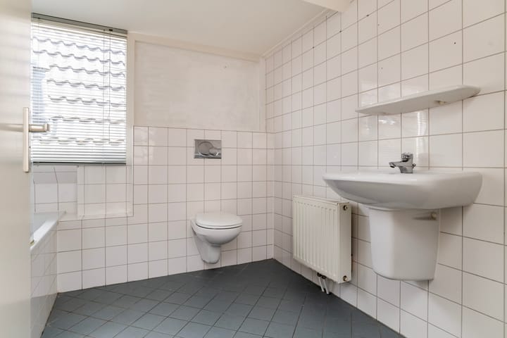 Foto 22 van Lusthofstraat 49-B02