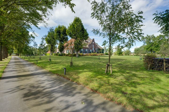 View photo 3 of Oostdijk 13-A