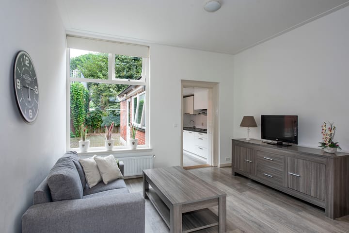 Foto 2 van Oostveenweg 90