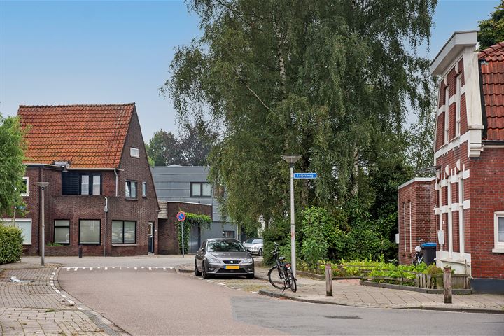 View photo 31 of Oostveenweg 90