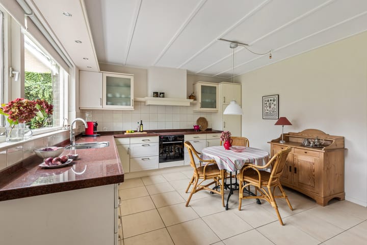 Foto 9 van Valkenhof 10