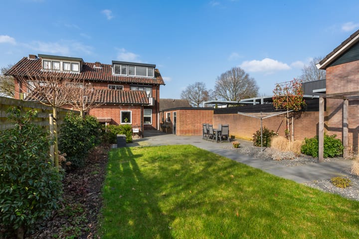 Foto 50 van Dwarsweg 23