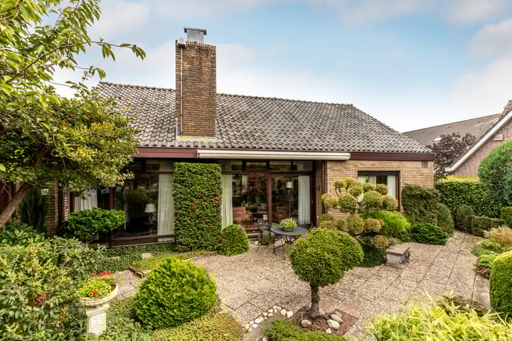 Foto 11 van Anjerdreef 56