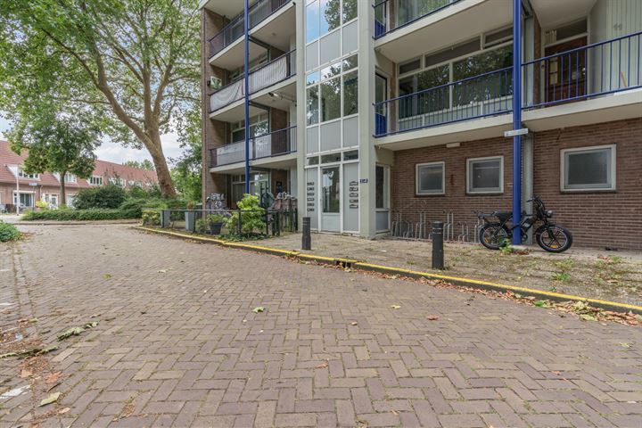 Bekijk foto 3 van Calkoenstraat 11