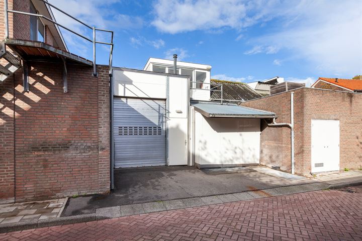 W. Poolmanstraat 14, Driebruggen