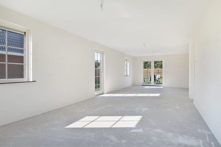 Foto 24 van Van Sonoystraat 30