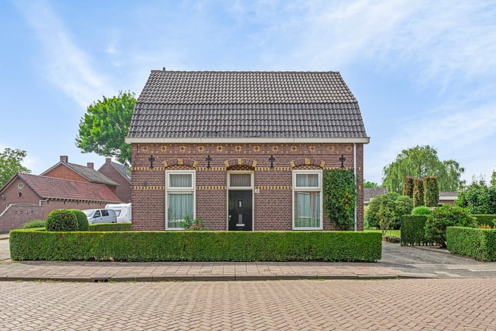 Bekijk foto 5 van Van Vroonhovenlaan 23