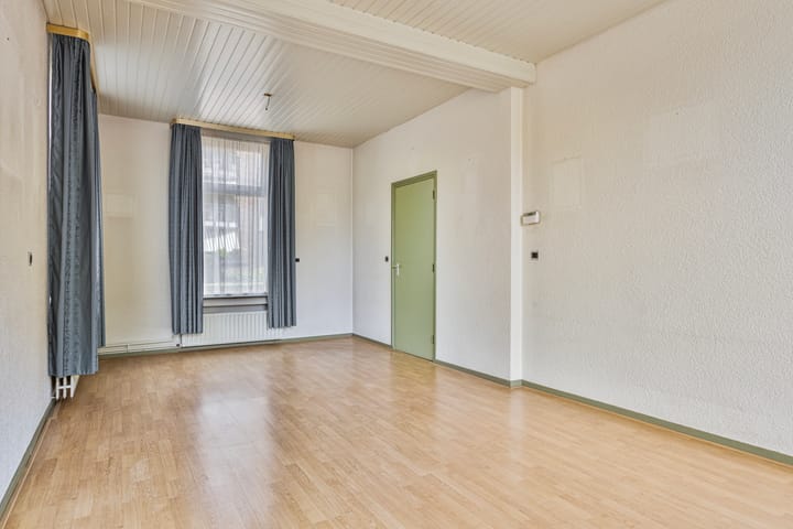 Photo 9 of Van Vroonhovenlaan 23