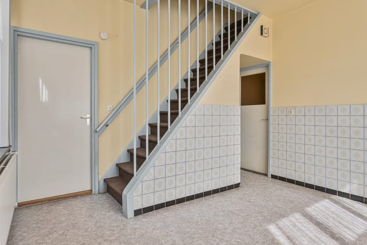 Photo 14 of Van Vroonhovenlaan 23