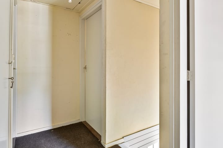 Photo 19 of Van Vroonhovenlaan 23