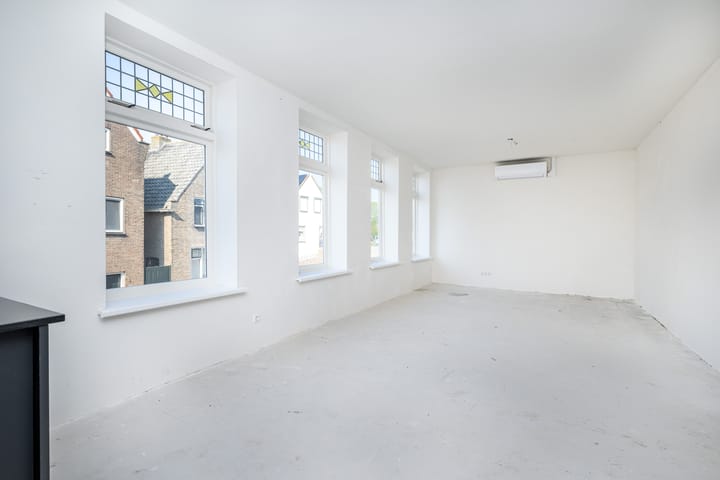 Foto 11 van Voorstraat 5-A