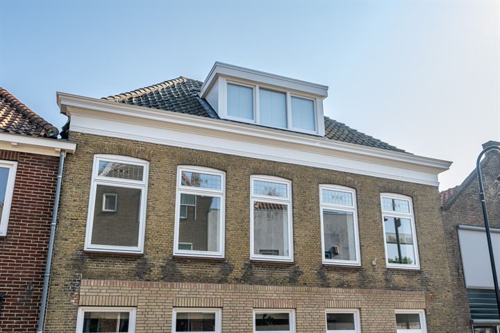 Bekijk foto 32 van Voorstraat 5-A