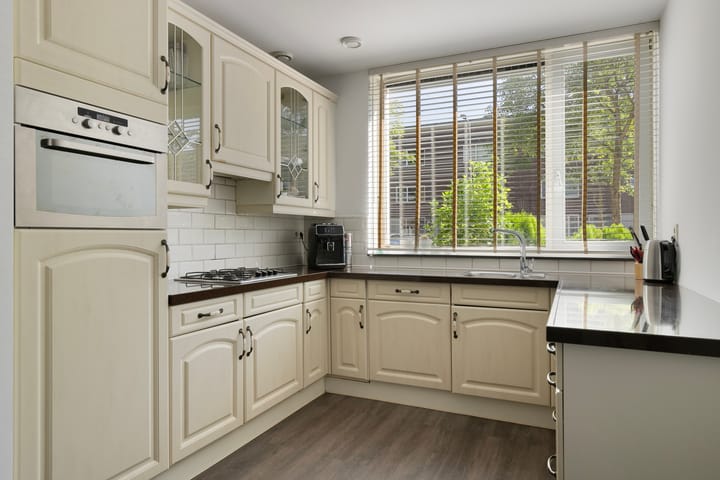 Photo 9 of Zierikzeestraat 29-B