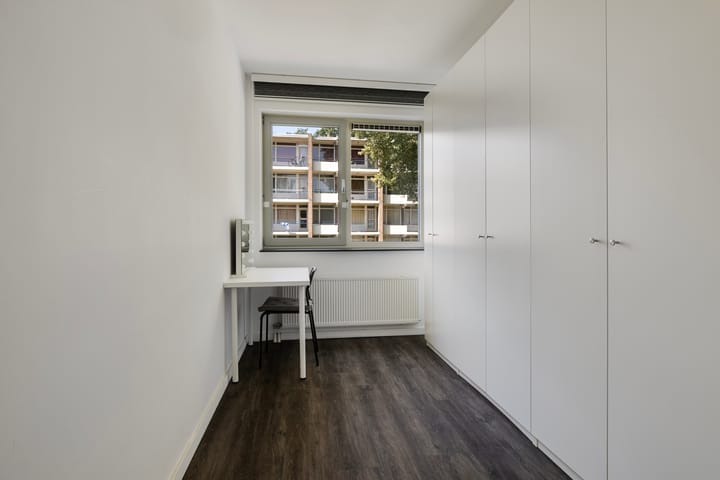 Photo 22 of Zierikzeestraat 29-B