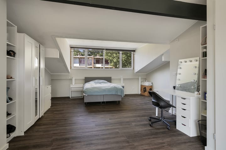 Photo 24 of Zierikzeestraat 29-B