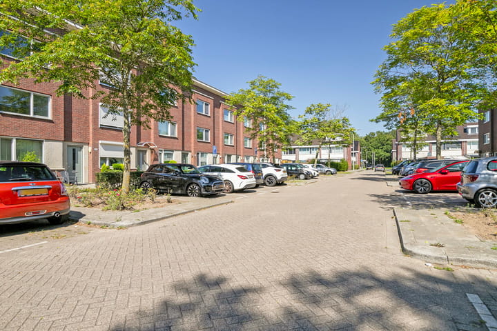 Photo 35 of Zierikzeestraat 29-B