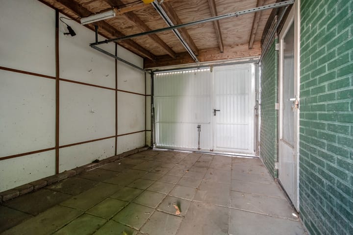 Foto 10 van Regenboogsingel 15