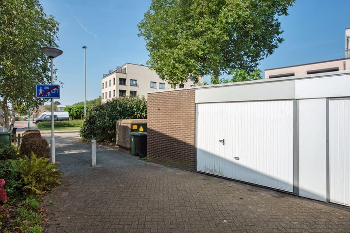 Foto 11 van Regenboogsingel 15