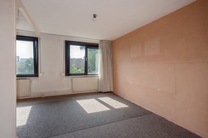 Foto 19 van Regenboogsingel 15