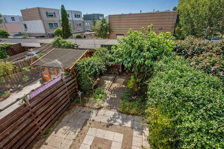 Foto 20 van Regenboogsingel 15