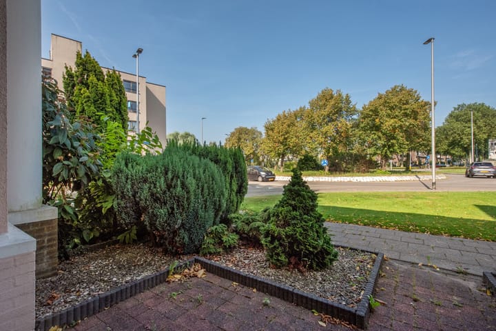 Foto 30 van Regenboogsingel 15