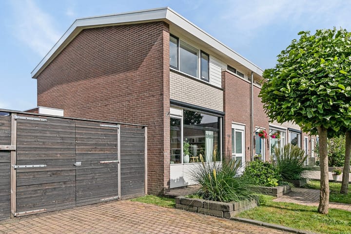 Foto 3 van Bindert Japiksstrjitte 1