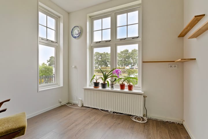 Foto 9 van Stationsweg 34