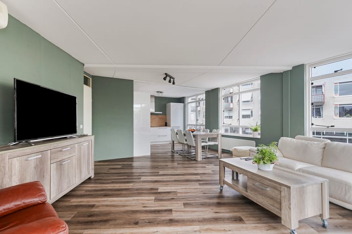 Foto 16 van Coosje Buskenstraat 238